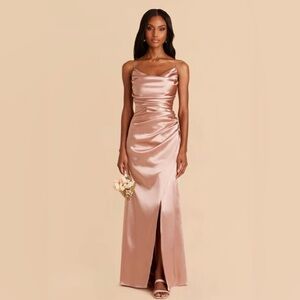 Birdy Grey Lydia Dress

Shiny satin rose gold. Worn once. No alterations.